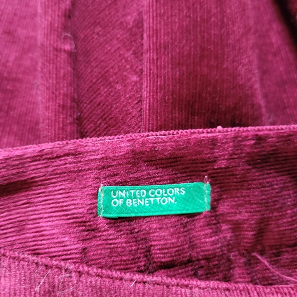 BUNDLE Benetton Skirt- Corduroy, Light Jersey- Top from Cable & Gauge BUNDLE - Picture 4 of 8